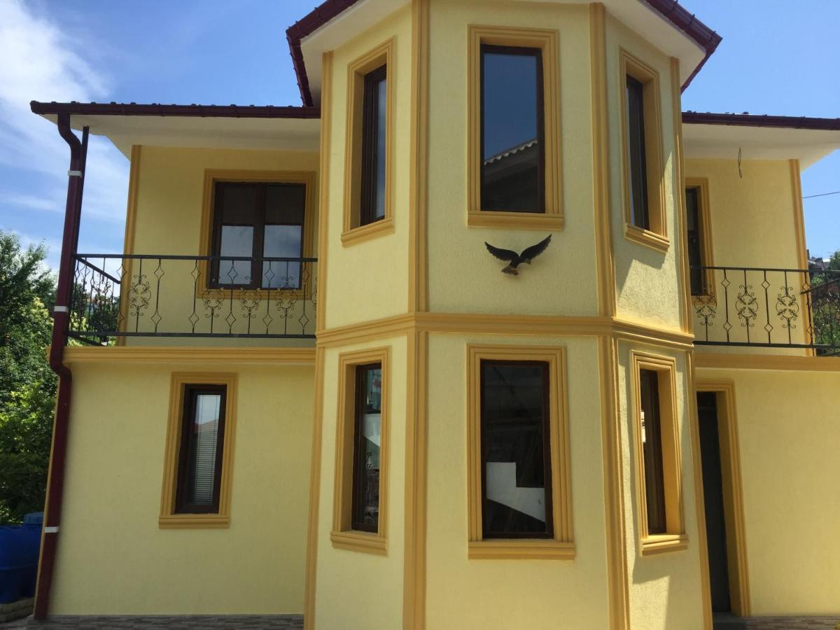 Apartment Murad Batumi Bagian luar foto